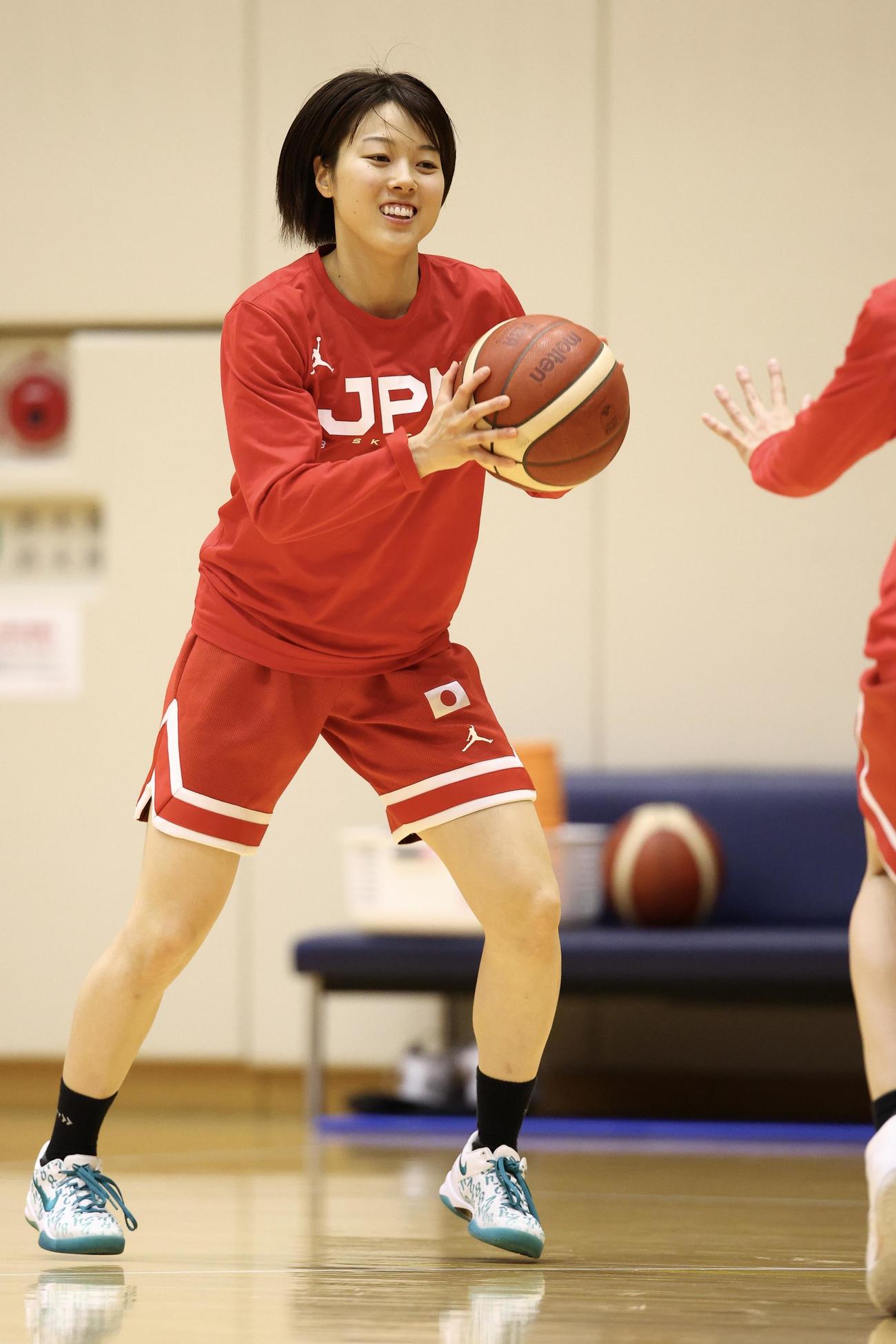 女子日本代表チームの第1次強化合宿に臨む山本（撮影・河田真司）