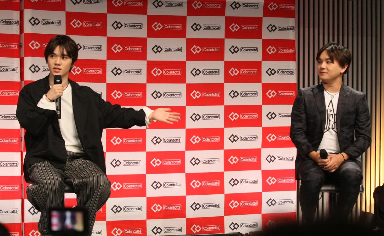 中京テレビ本社で開催された「コラントッテ」のイベントに出席したフィギュアスケート男子の宇野昌磨（左）と弟樹（撮影・藤塚大輔）