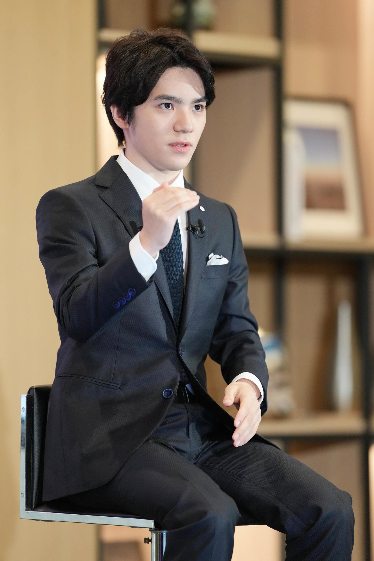 引退会見を行った宇野（撮影・鈴木みどり）