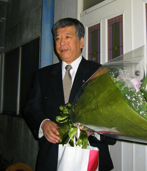 シャンソン化粧品の中川文一監督（2003年4月5日撮影）