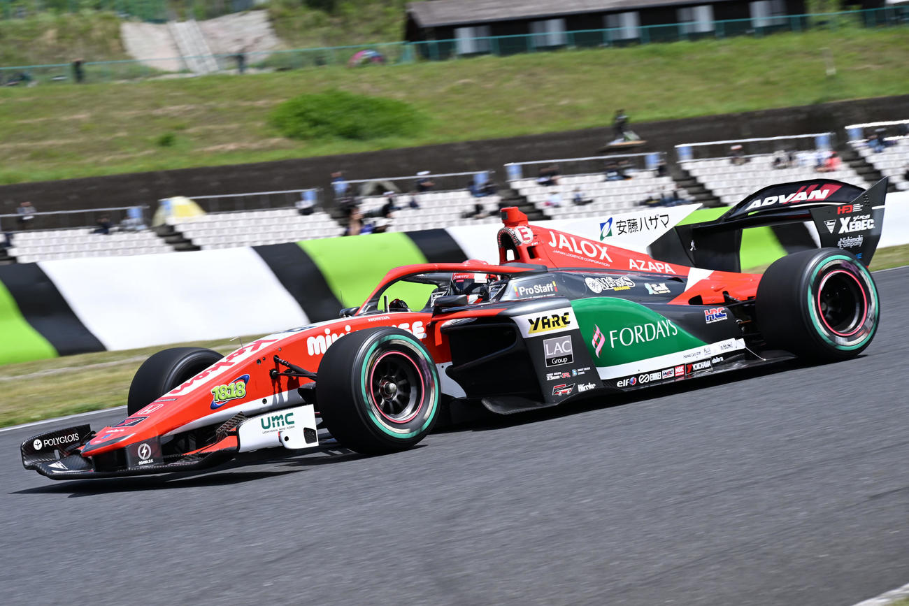 スーパーフォーミュラ第二戦　フリー走行中の53号車Juju（撮影・林敢治）