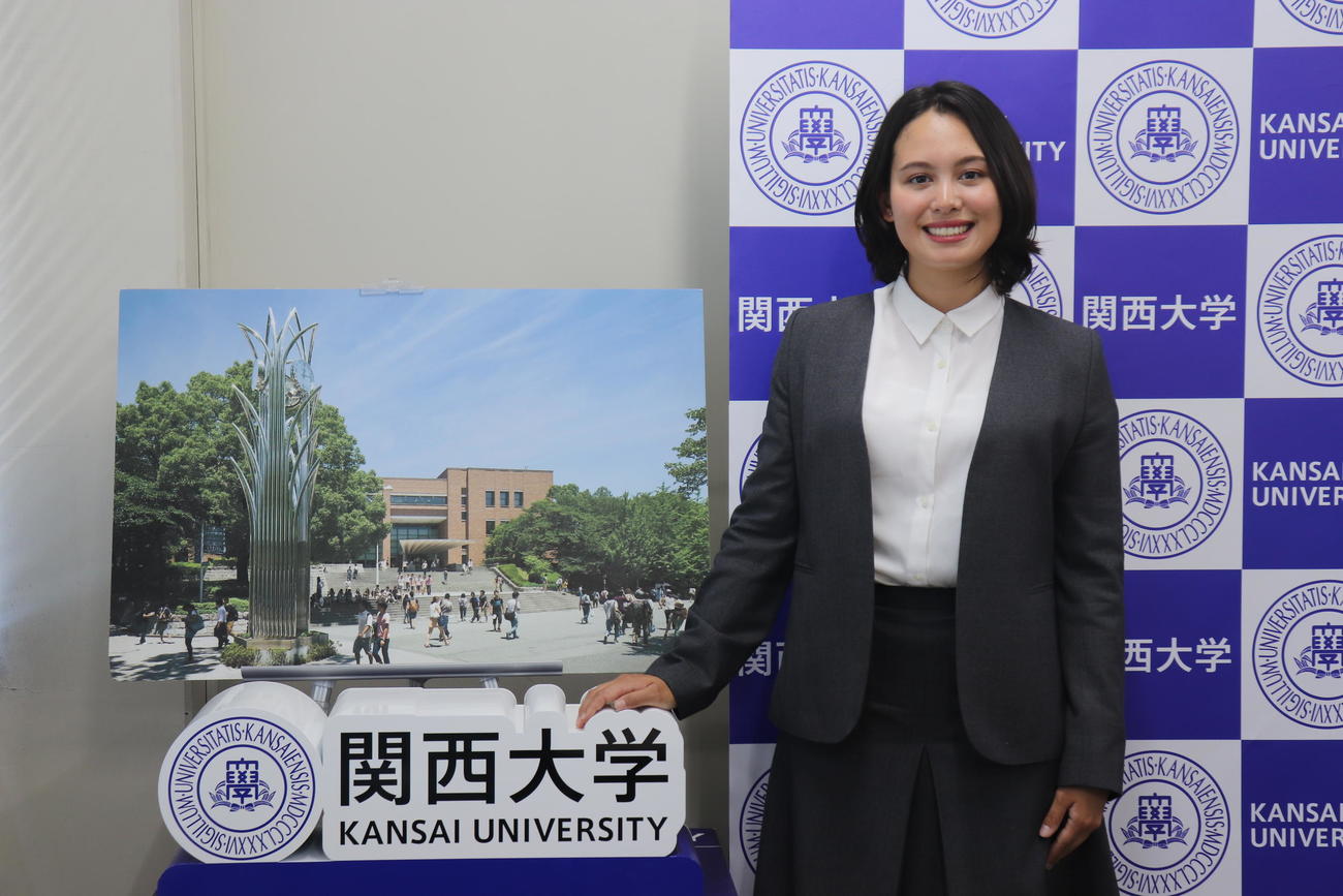 取材に応じた西田カピーリア桜良（撮影・竹本穂乃加）