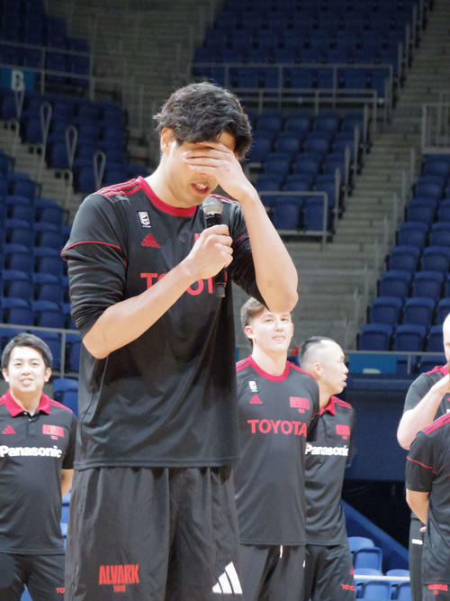 バスケ】A東京退団の吉井裕鷹があのアイドルの名言でお別れ ファンの