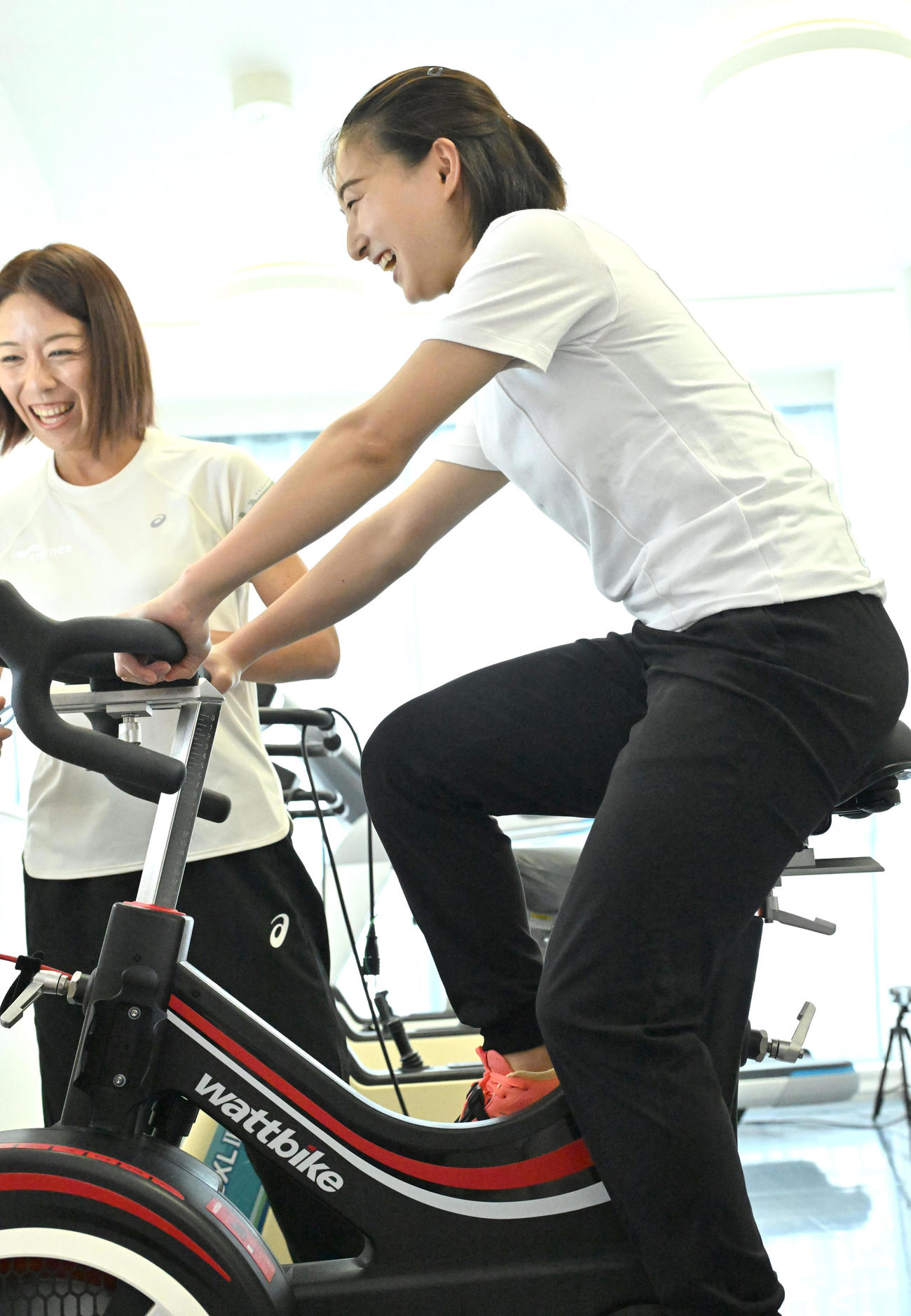 低酸素室によるトレーニングを行う坂本花織（撮影・石井愛子）