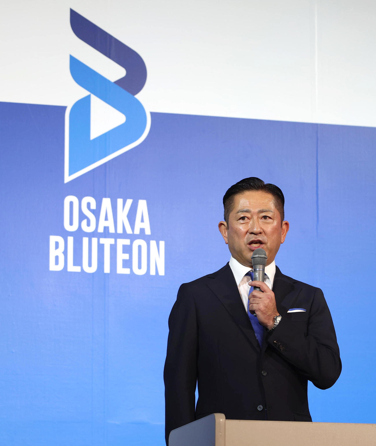 パナソニックパンサーズから大阪ブルテオンにリブランディグを発表するパナソニックスポーツ久保田剛代表取締役社長（撮影・白石智彦（撮影・白石智彦）