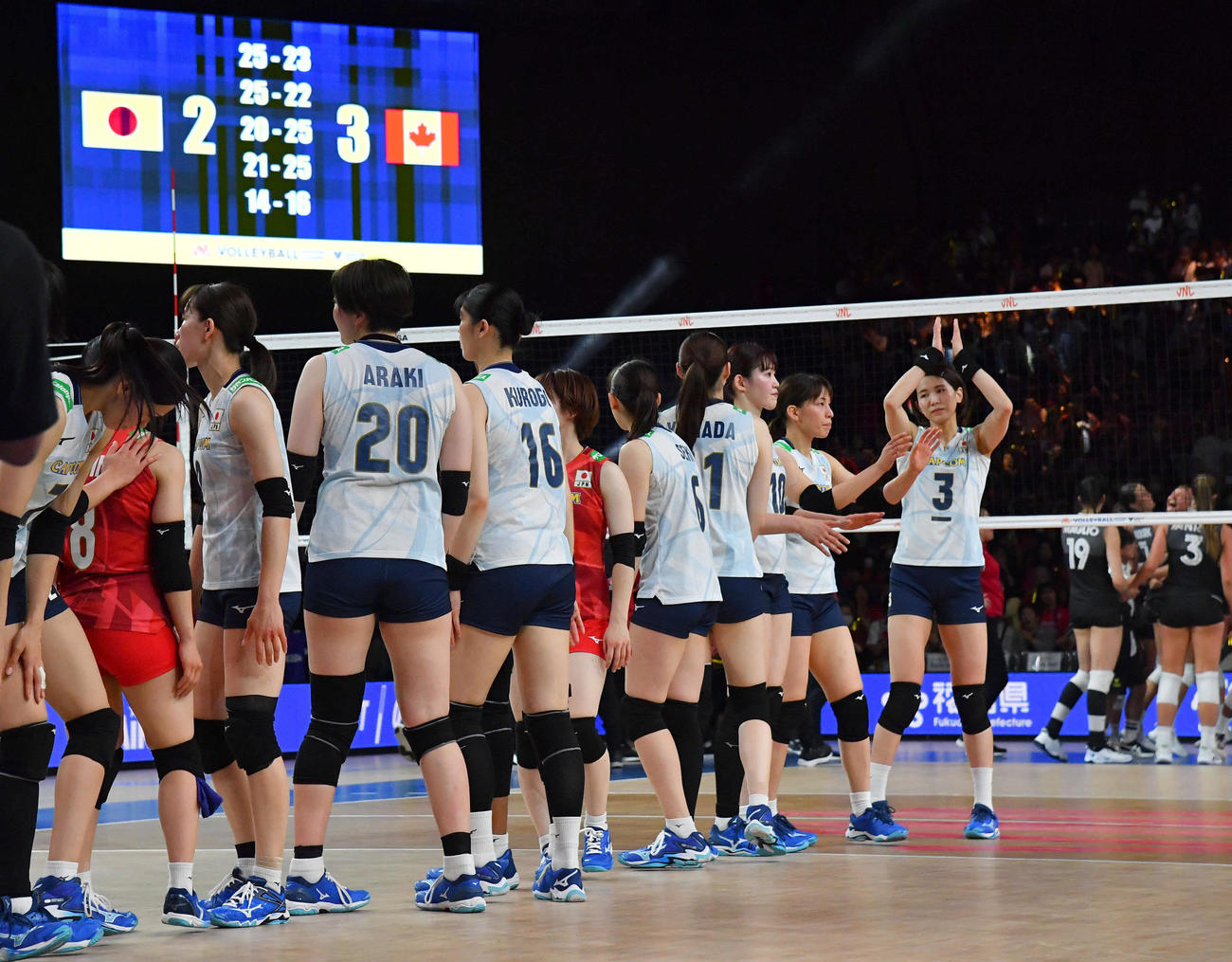日本対カナダ　カナダに敗れたバレー女子日本代表（撮影・岩下翔太）