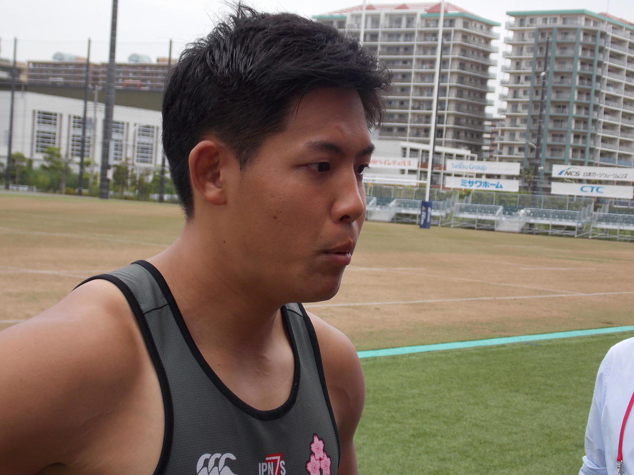 7人制ラグビー男子日本代表候補の浦安合宿で思いを語る丸尾崇真（撮影・松本航）
