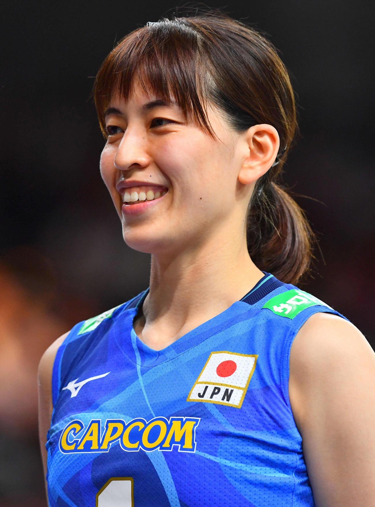 日本対セルビア　試合後のインタビューで笑顔を見せる岩崎（撮影・岩下翔太）