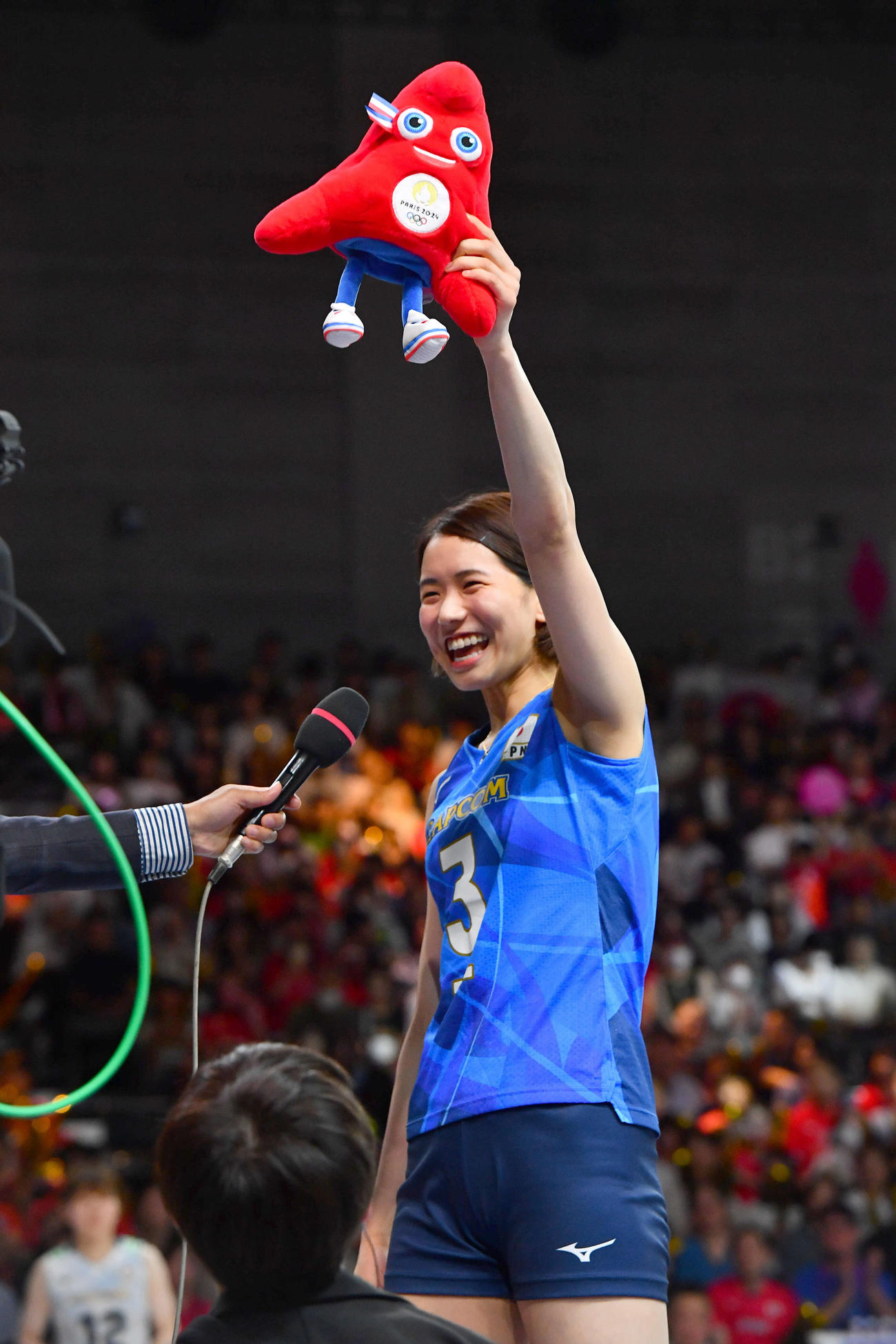 日本対セルビア　試合後のインタビューでパリ五輪出場を喜ぶ古賀（撮影・岩下翔太）