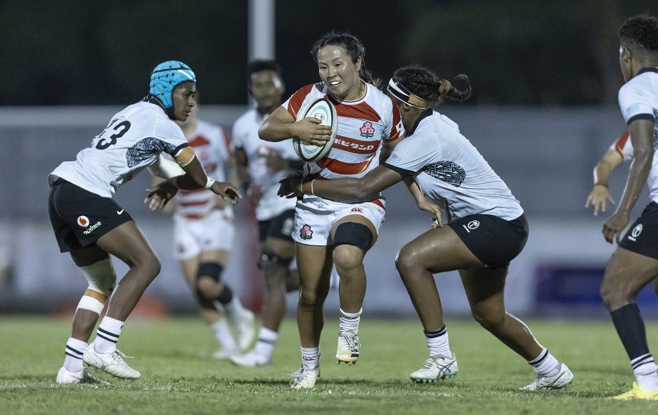 フィジーとの第2戦で突破を図る日本代表の斉藤聖奈（C）JRFU