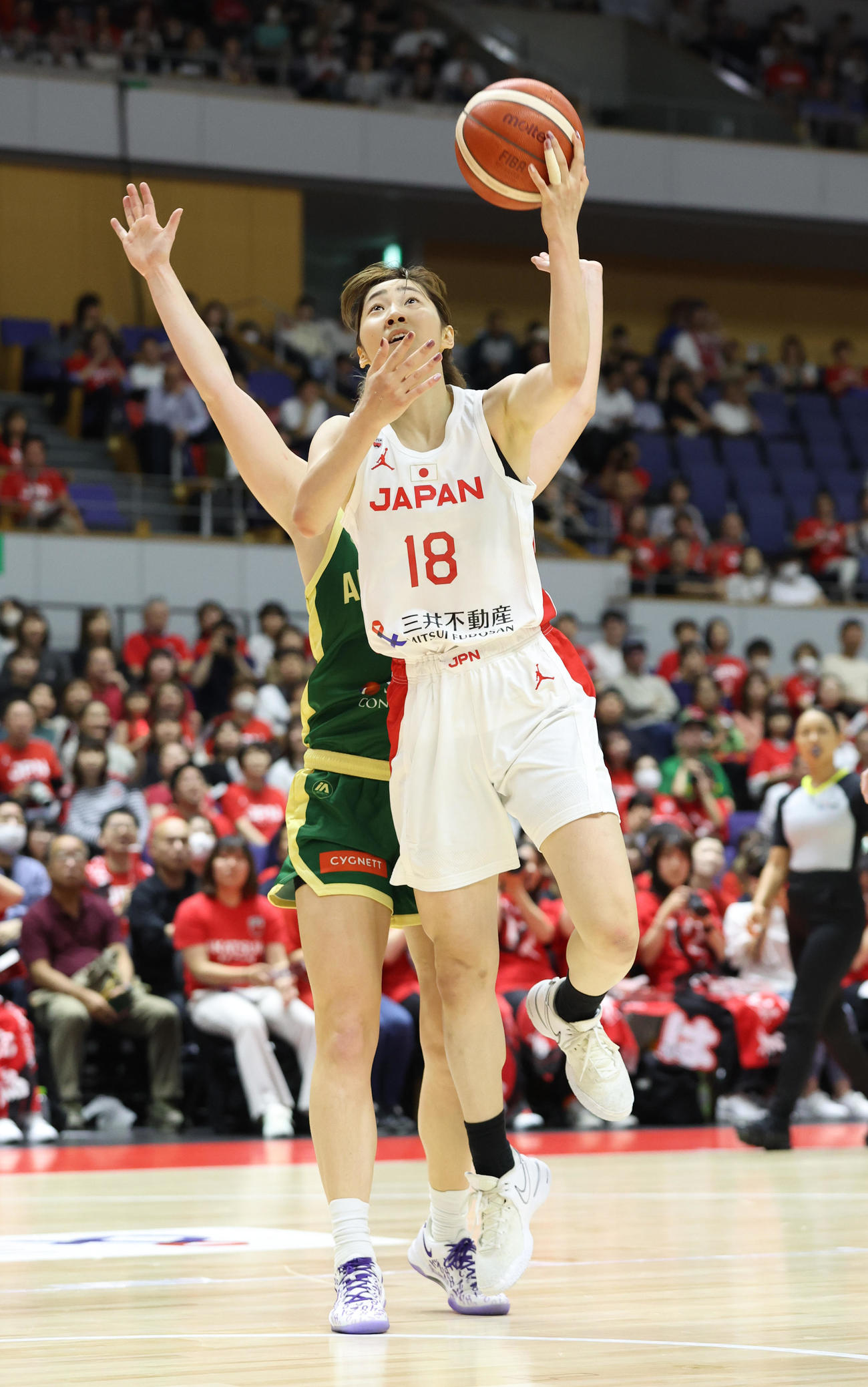 日本対オーストラリア　第1Q、シュートを決める野口（撮影・佐藤翔太）