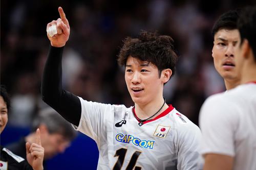 日本対フランス 指示を出す石川(C)FIVB