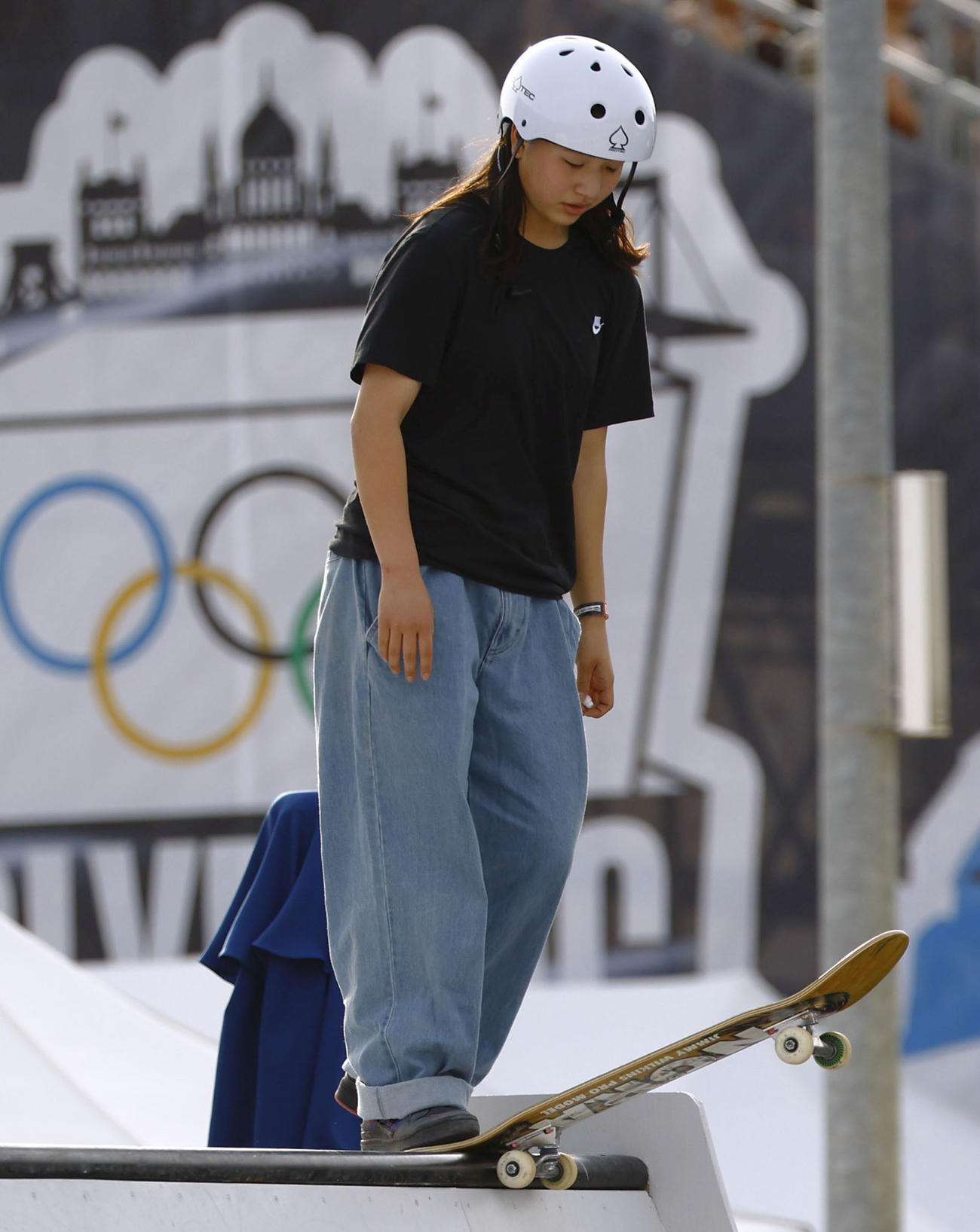 女子ストリート準決勝を終えた西矢椛（共同）