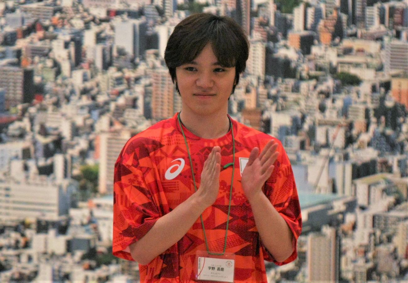 東京スカイツリーで行われた「RISING TOGETHER2024～TEAM JAPAN　活躍祈願～」に参加した宇野昌磨さん（撮影・藤塚大輔）