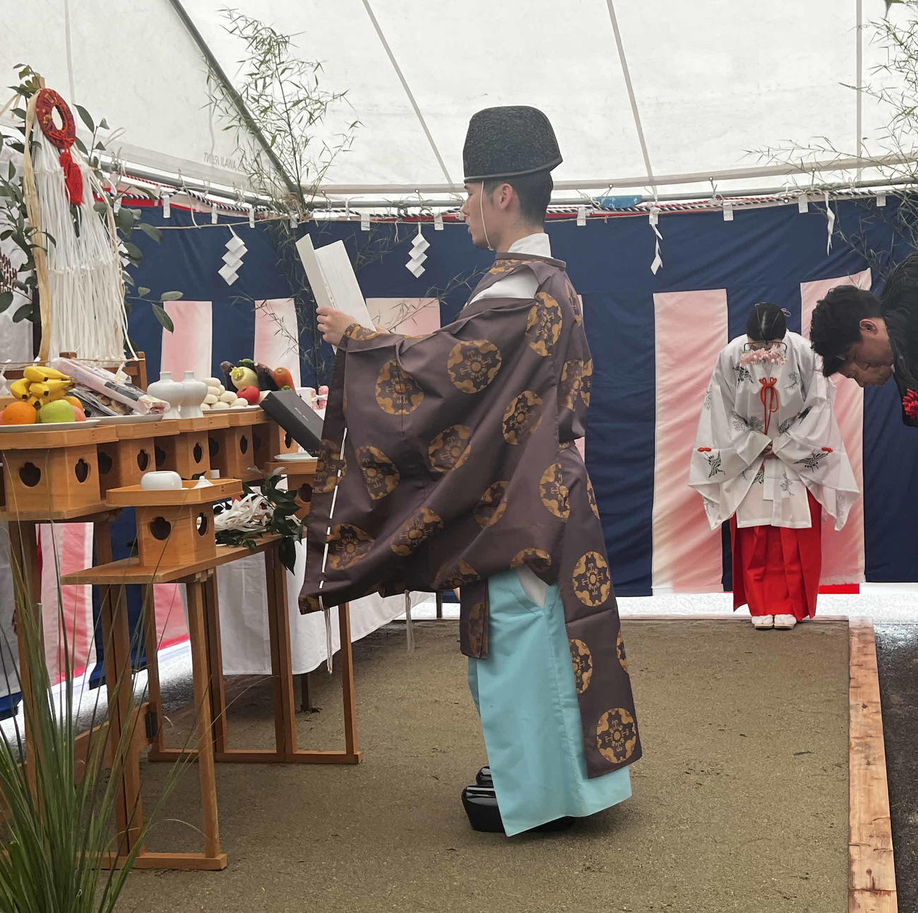 地鎮祭の様子（撮影・竹本穂乃加）