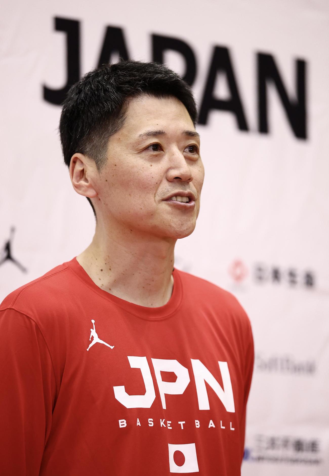 女子日本代表恩塚HC（2024年5月7日撮影）