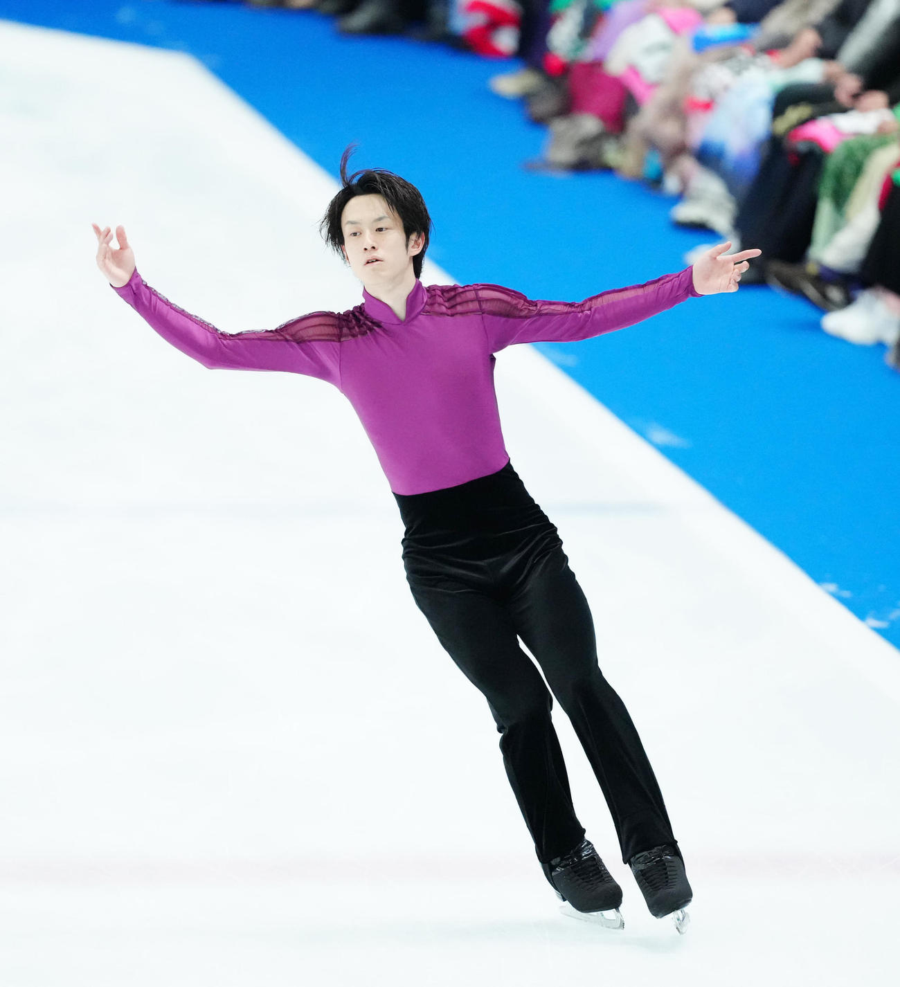「ドリーム・オン・アイス2024」で演技する山本（撮影・江口和貴）