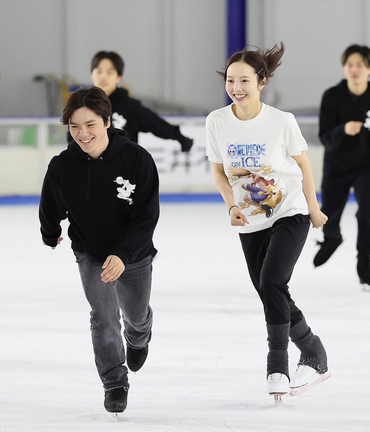 リハーサルを公開した宇野さん（左）と本田真さん（撮影・足立雅史）