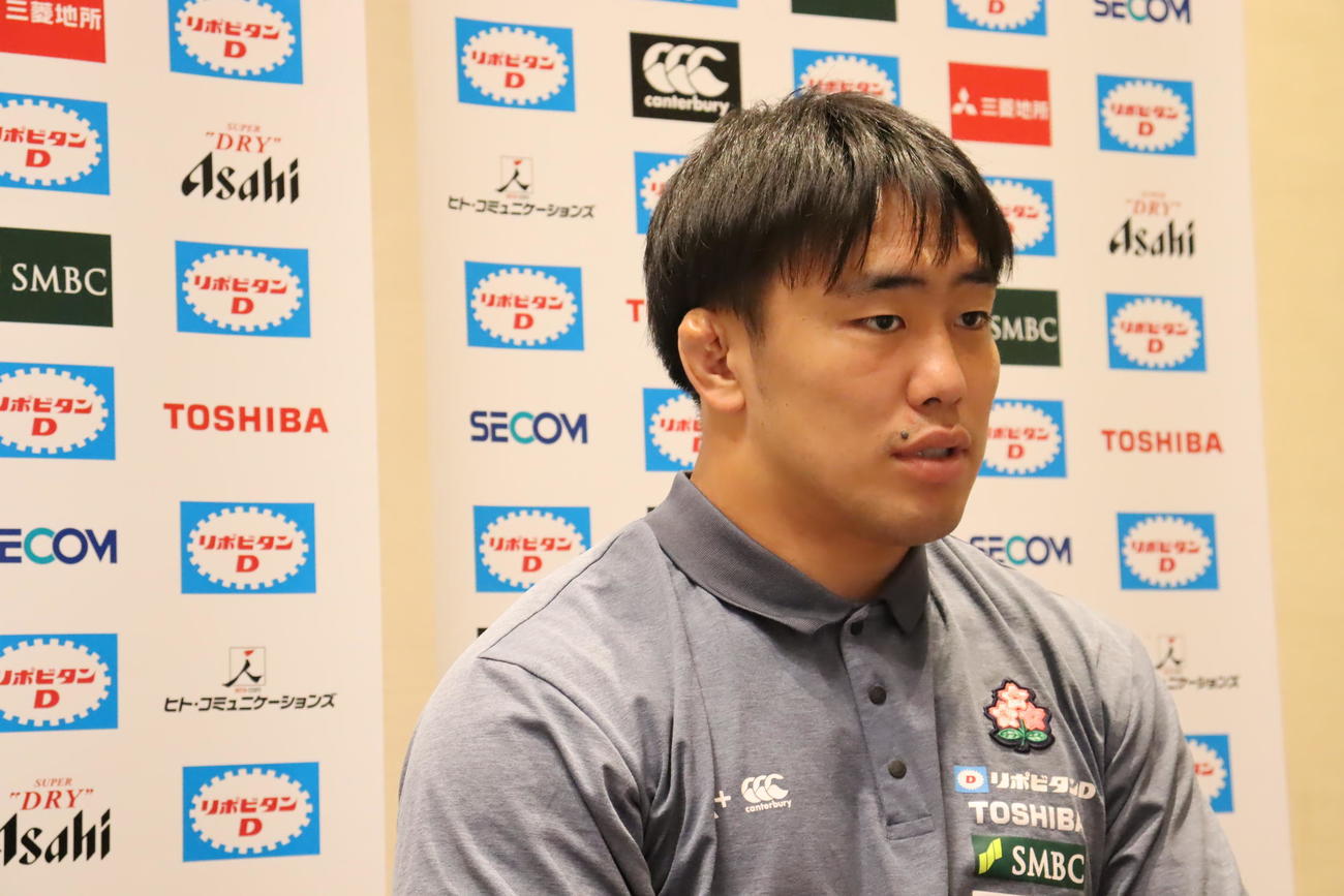 カナダ戦に向けて思いを語る日本代表フッカー原田衛（C）JRFU