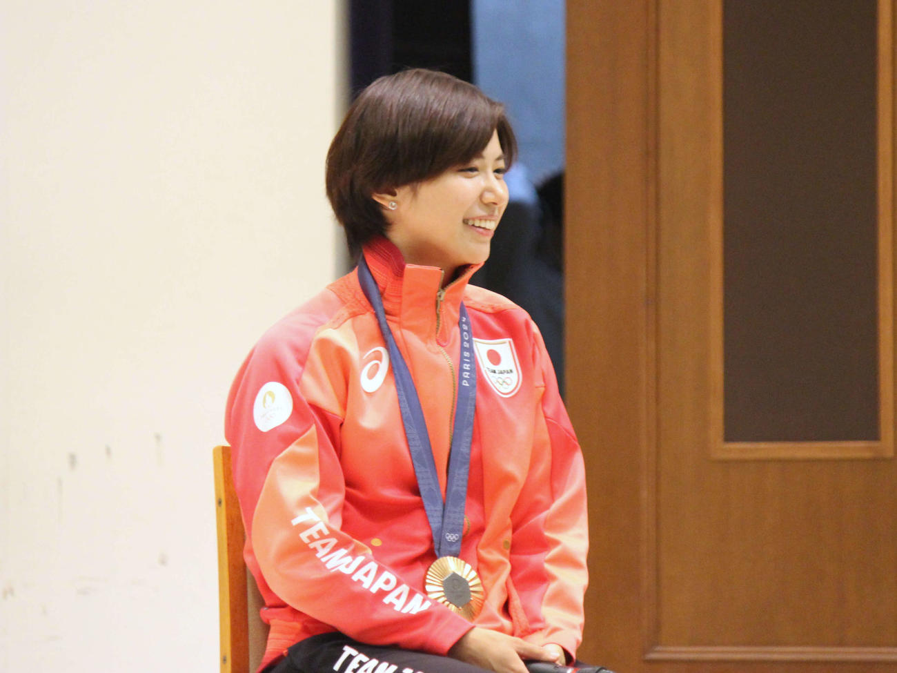 東洋英和女学院でセレモニーに参加した宮脇花綸（撮影・勝部晃多）