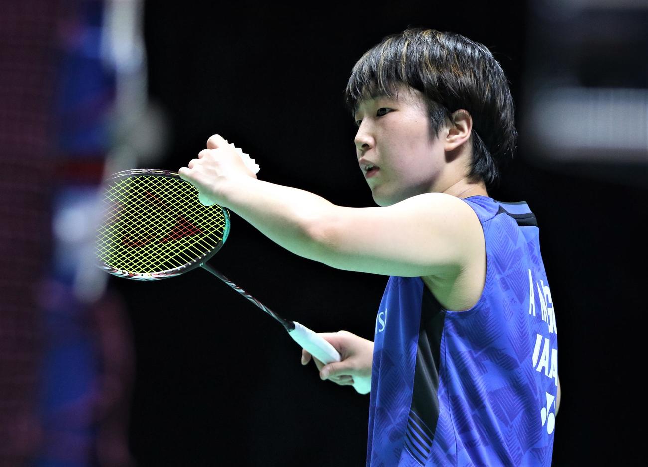 バドミントン　ジャパン・オープン女子シングルス決勝でプレーする山口（撮影・藤塚大輔）