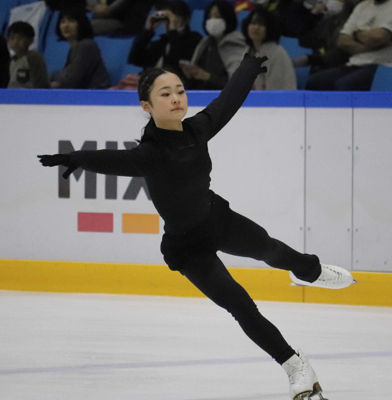 島田麻央