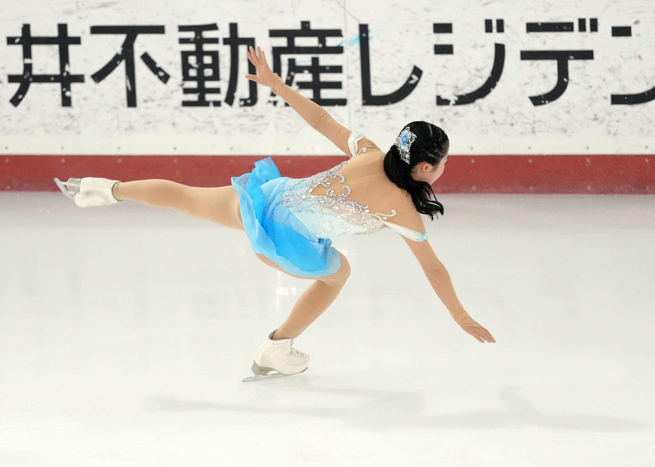 ジュニア女子フリーでトリプルアクセルを決める中井亜美（撮影・たえ見朱実）