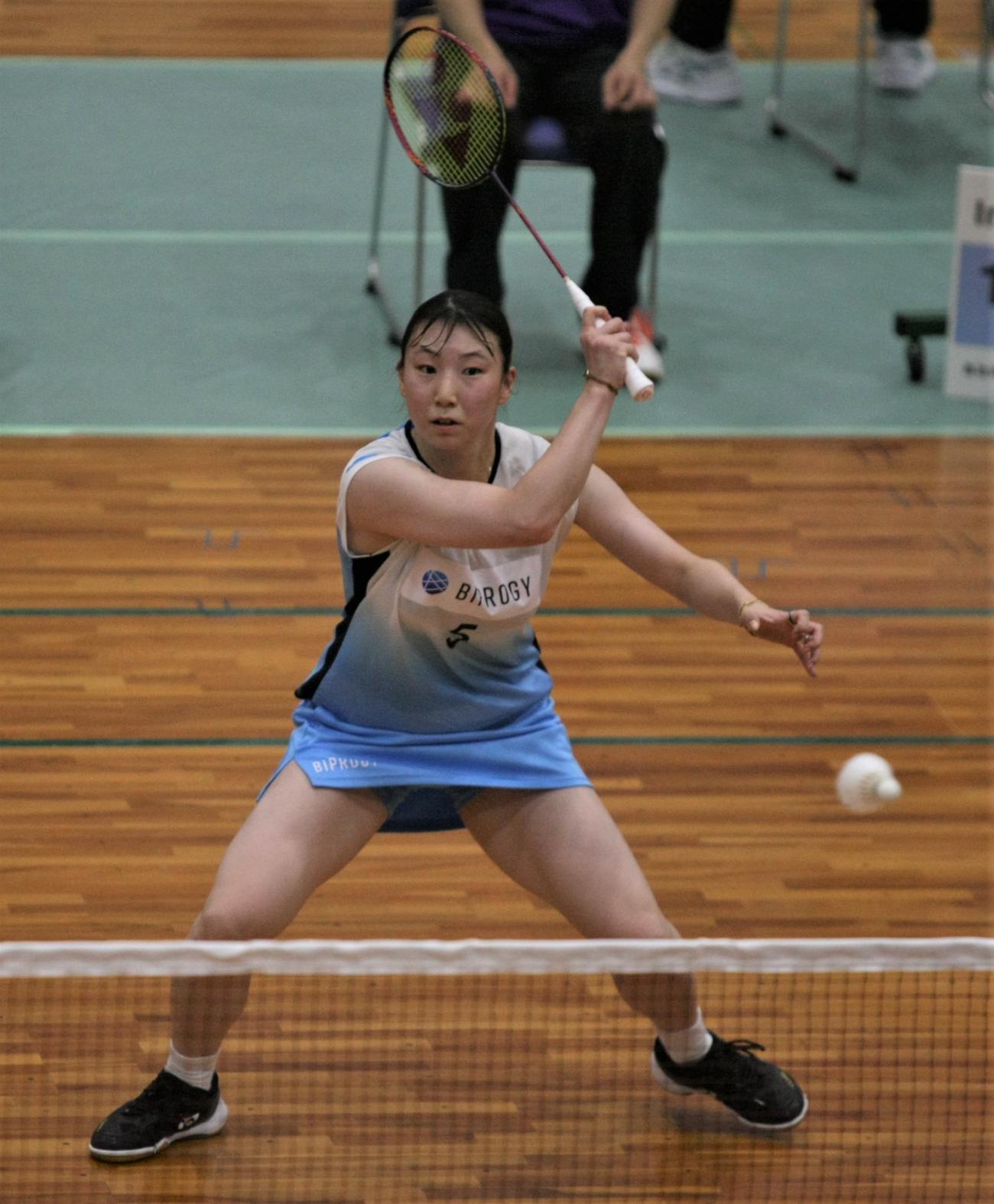 女子ダブルス　プレーする五十嵐（撮影・藤塚大輔）