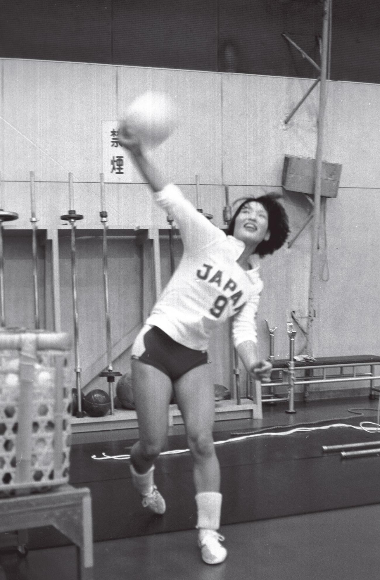 76年7月、モントリオール五輪の代表に選ばれた荒木田裕子さん