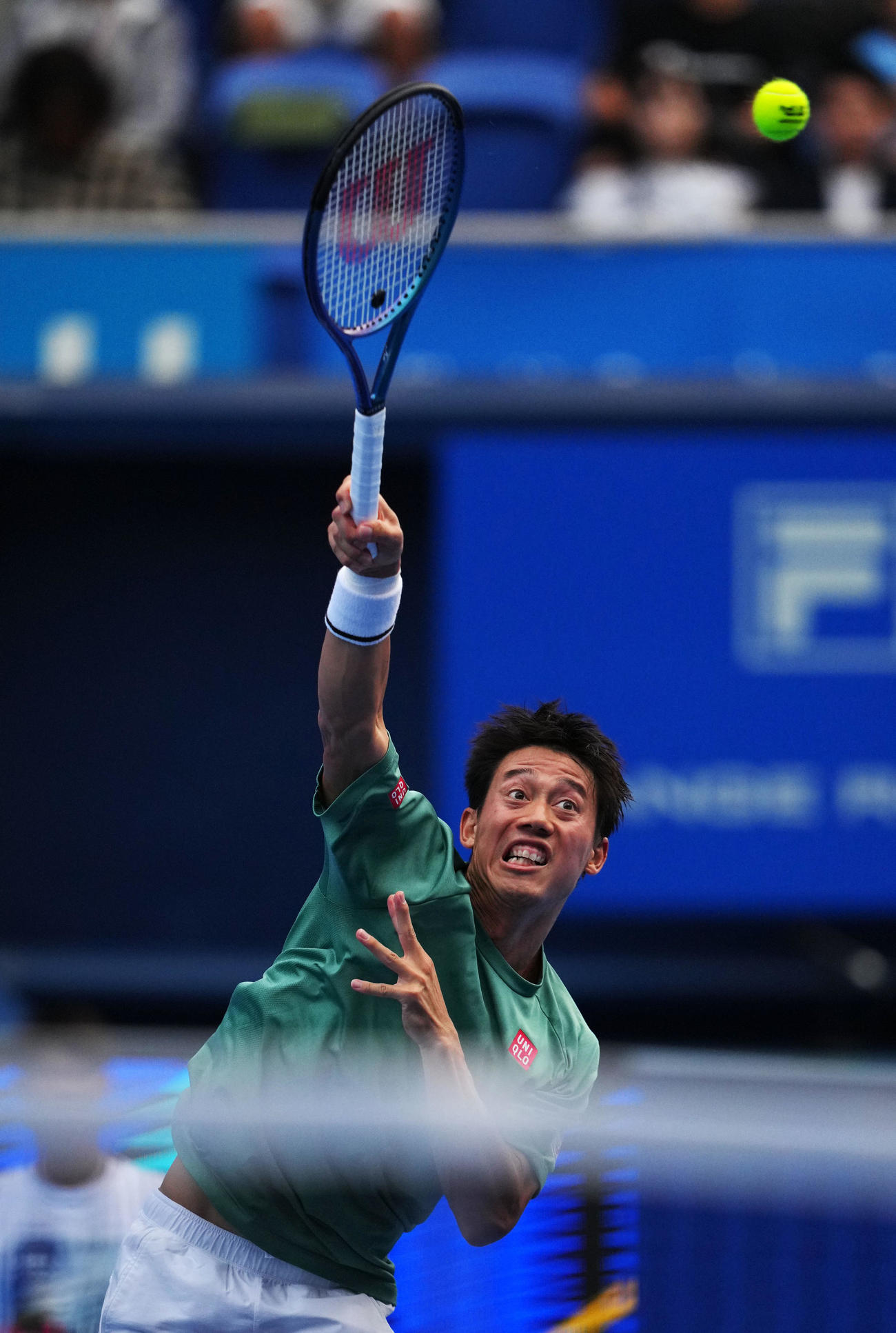 公開練習で軽快な動きを見せる錦織（撮影・横山健太）