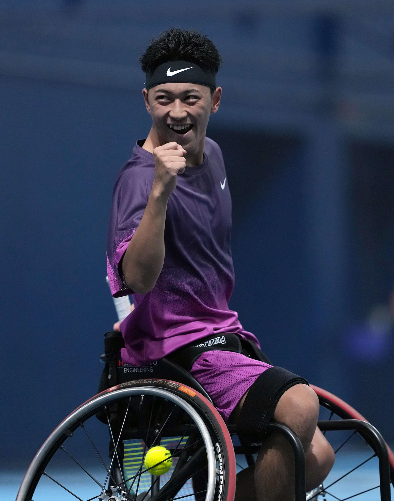 小田凱人対フェン・シャオミン　フェンに圧勝し笑顔を見せる小田（撮影・たえ見朱実）