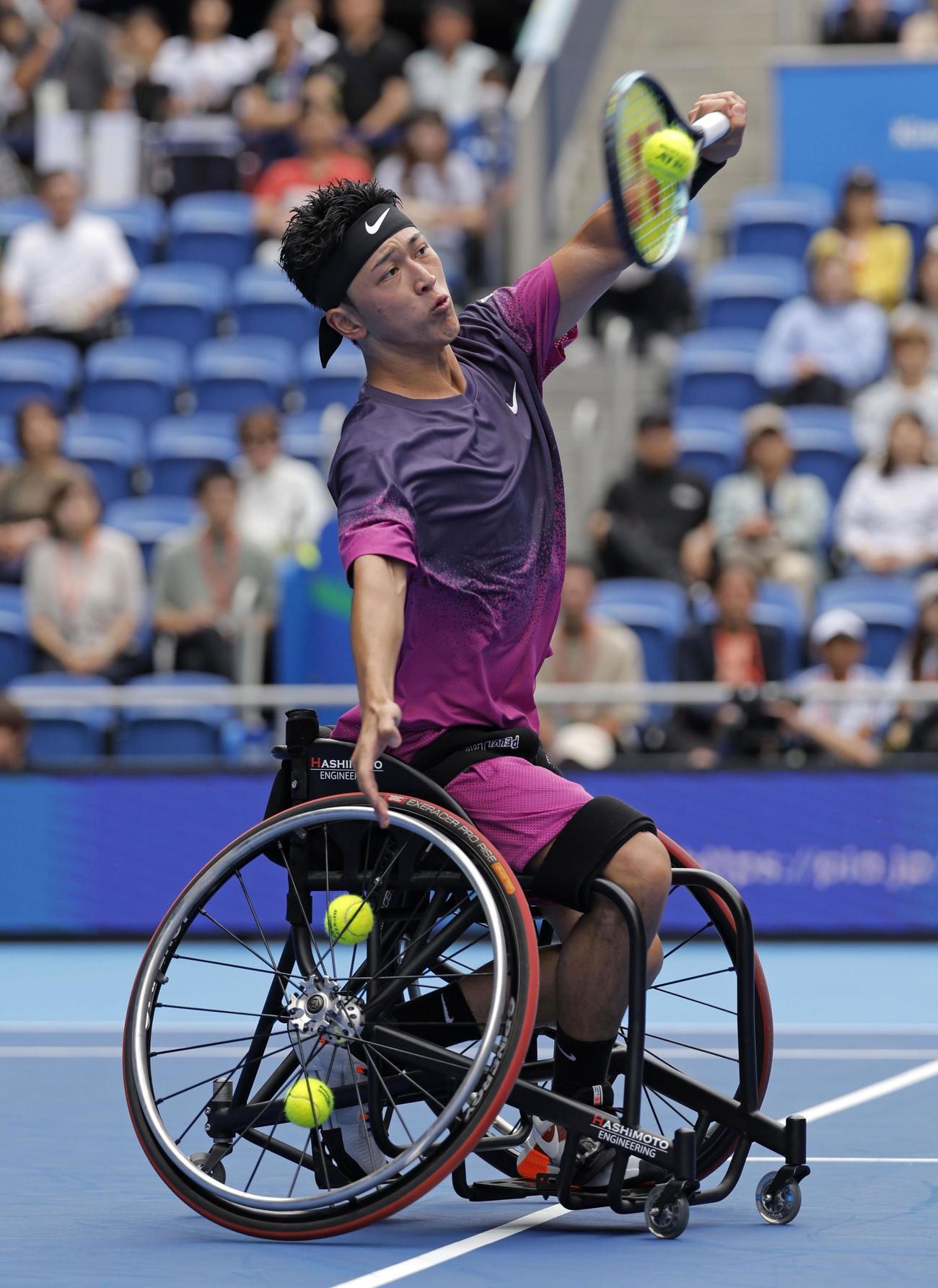 車いすの部シングルスで優勝した小田凱人＝有明コロシアム（共同）