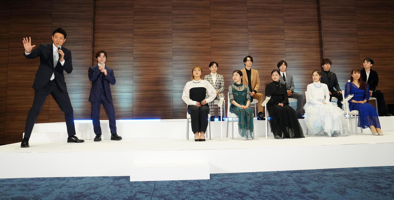 2024－25年シーズンフィギュアスケート記者会見に臨む選手たち（撮影・江口和貴）