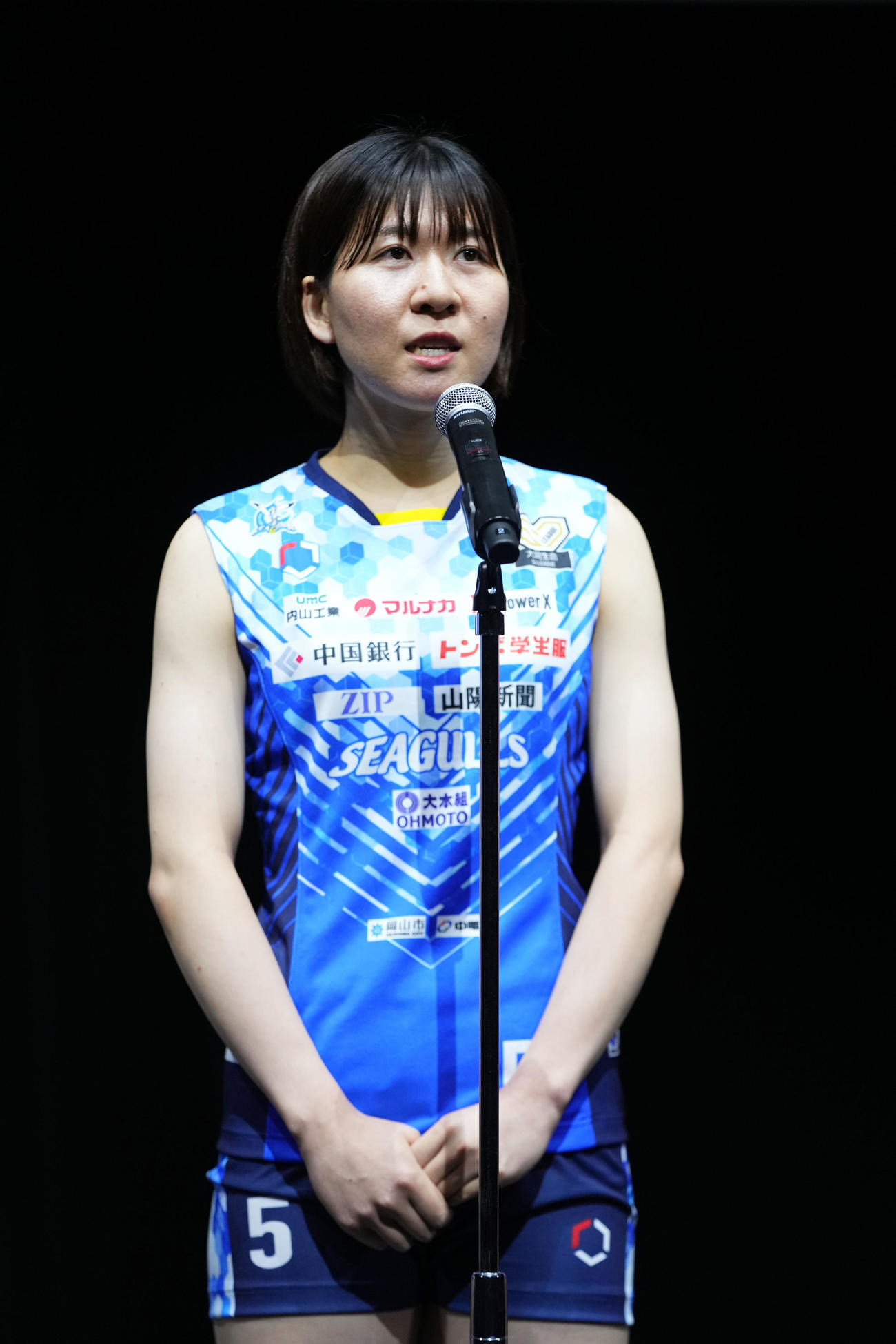 開幕に向け意気込みを語る岡山シーガルズの宇賀神（撮影・横山健太）