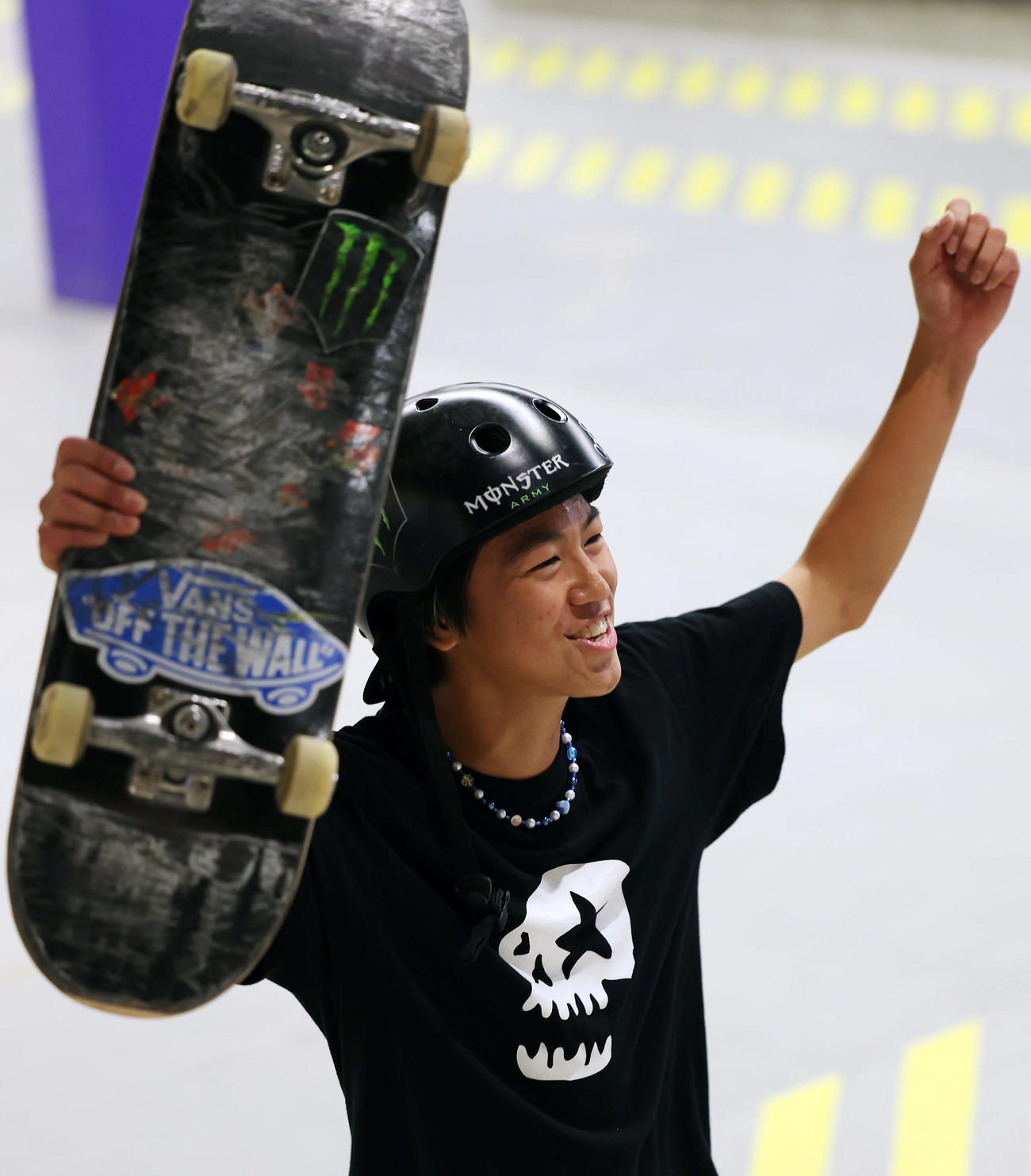 決勝のラン1回目を終えガッツポーズする佐々木音憧（撮影・前田充）