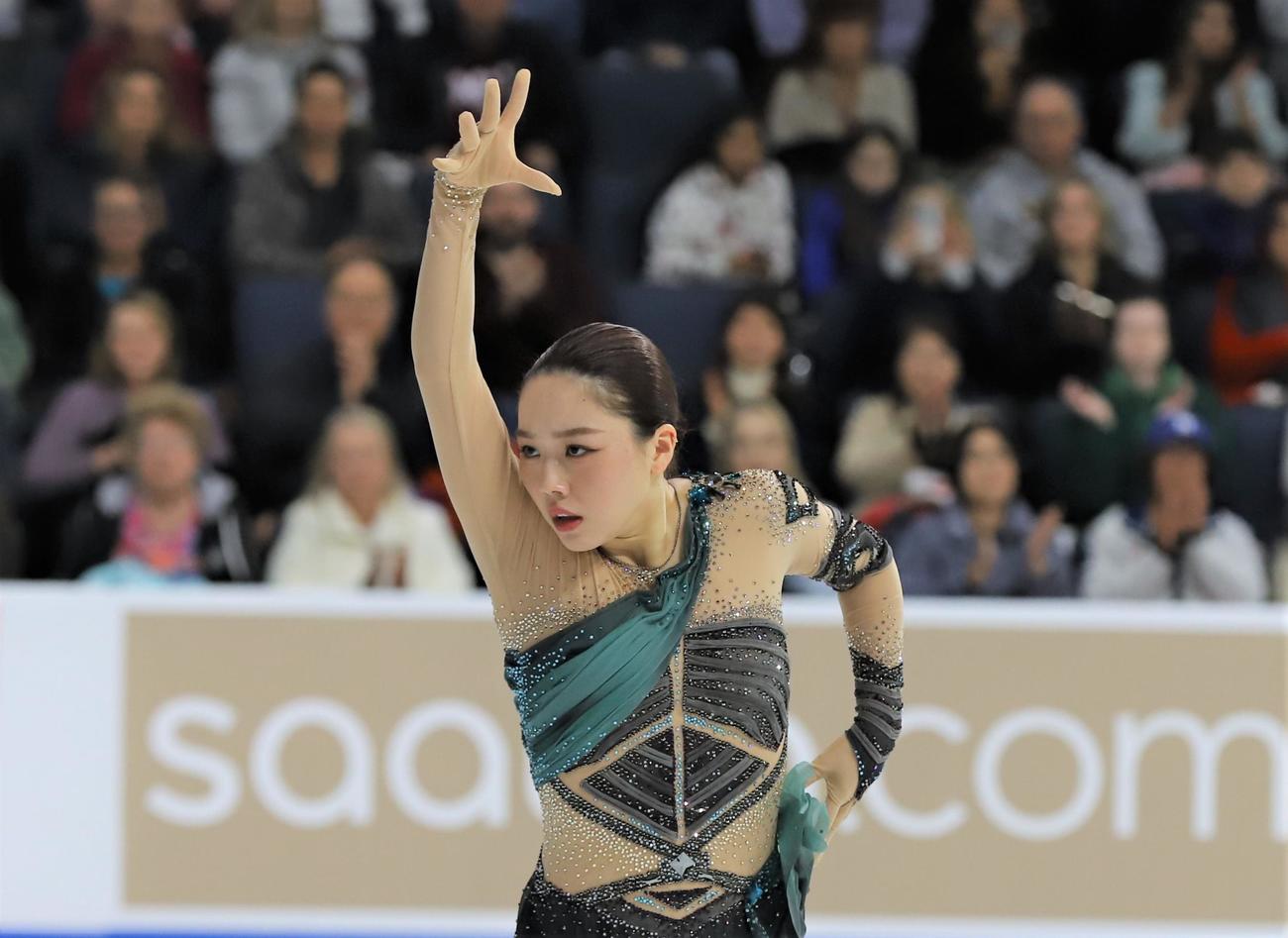 フィギュアスケートGPシリーズ第1戦スケートアメリカ女子SPで演技を披露する樋口（撮影・藤塚大輔）