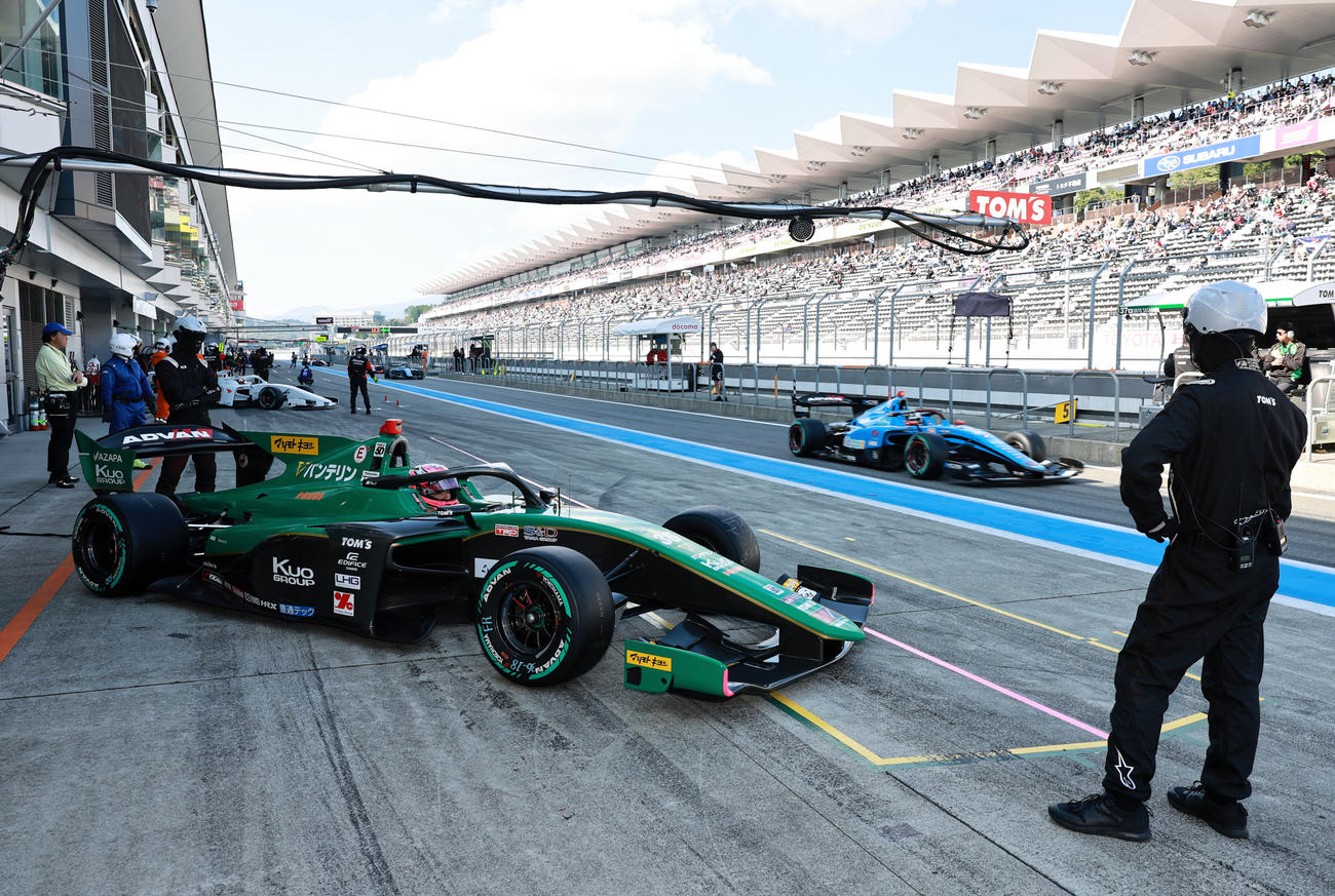 スーパーフォーミュラ第7戦予選でポールポジションを獲得した坪井翔（JRP提供）