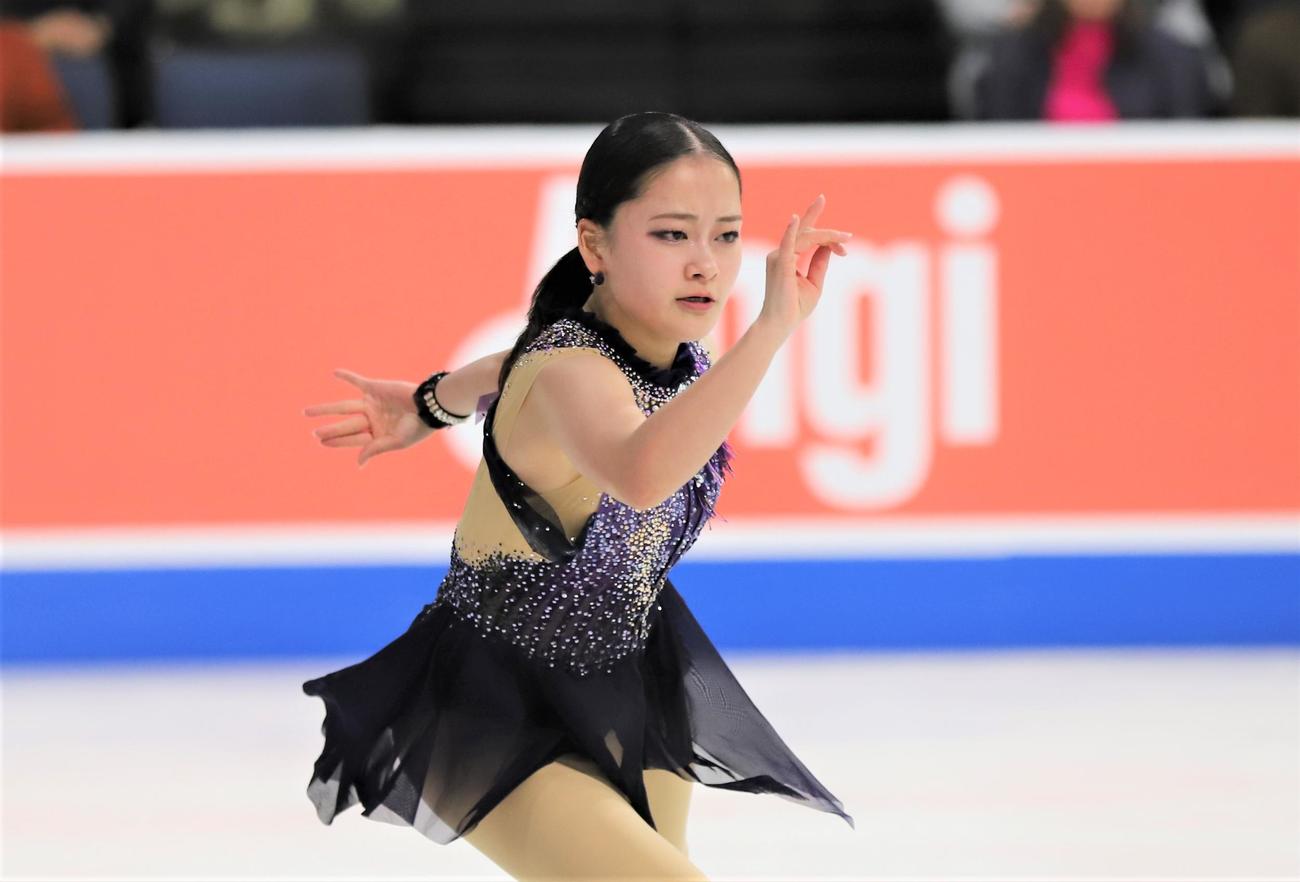 フィギュアスケートGPシリーズ第1戦スケートアメリカ女子SPで演技を披露する渡辺（撮影・藤塚大輔）