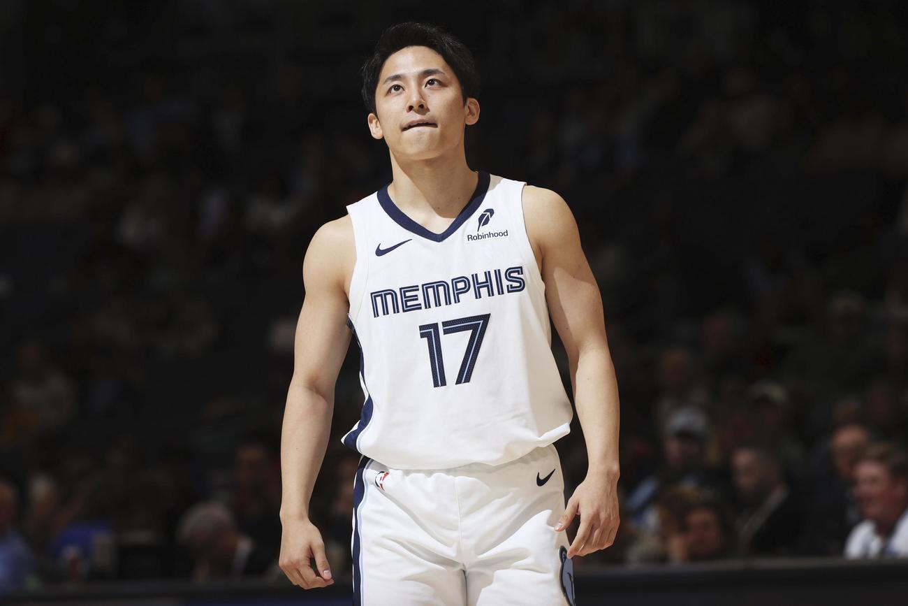 グリズリーズのキャンプに参加し、ヒートとのオープン戦に途中出場した河村（NBAE・ゲッティ＝共同）