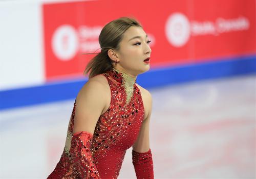 フィギュアスケートGPシリーズ　スケートカナダ女子SPの6分間練習に臨む坂本（撮影・藤塚大輔）