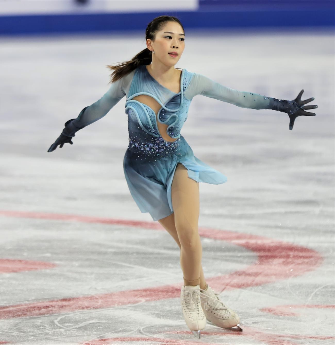 フィギュアスケートGPシリーズ　スケートカナダ女子SPで演技を披露する吉田（撮影・藤塚大輔）