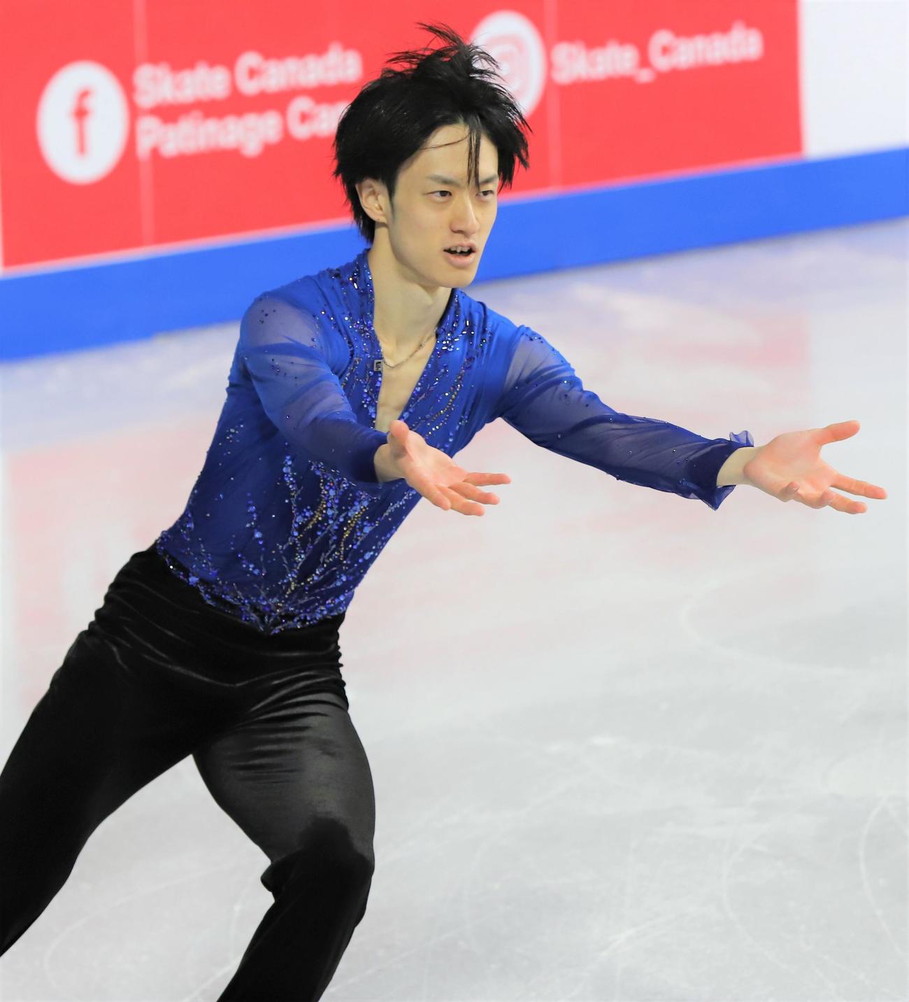 フィギュアスケートGPシリーズスケートカナダ　男子フリーで演技を披露する山本草太（撮影・藤塚大輔）