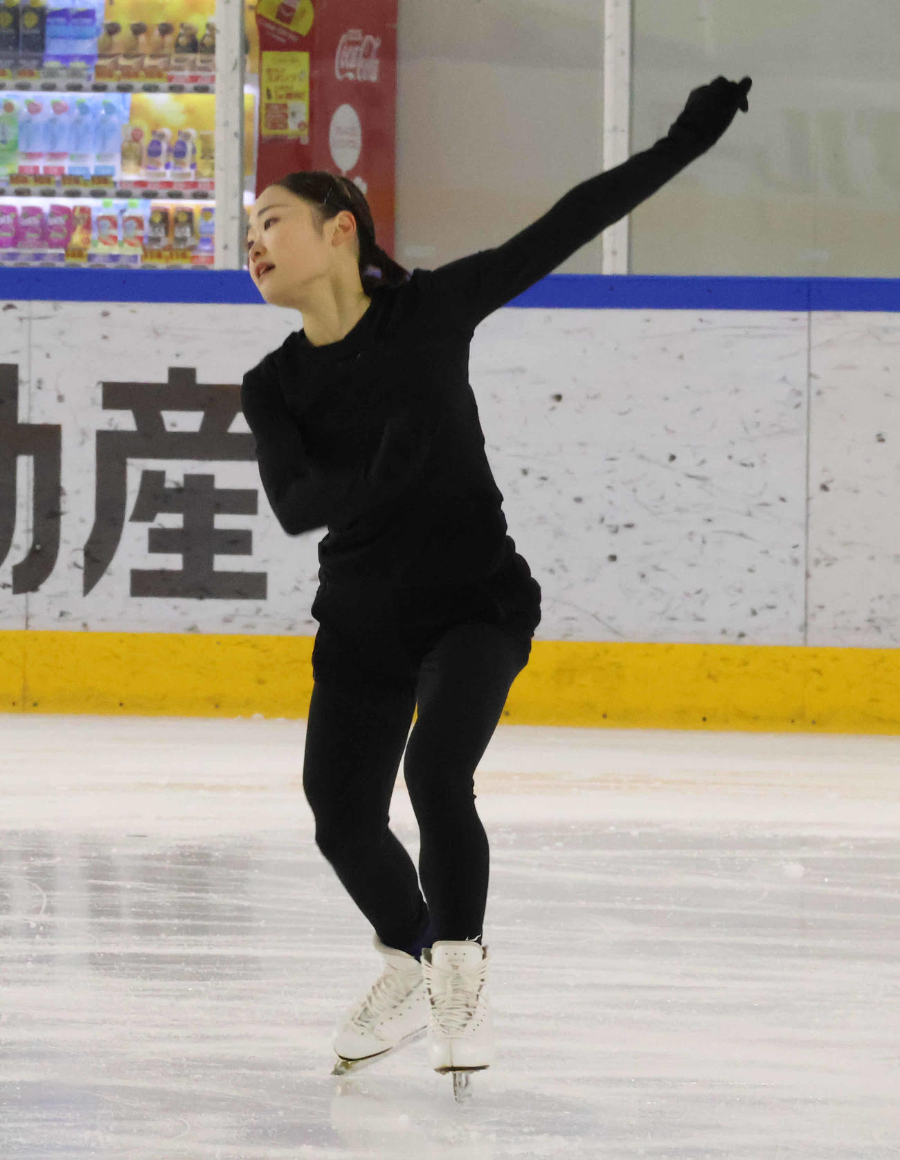 16歳の誕生日を迎えた島田麻央（撮影・竹本穂乃加）