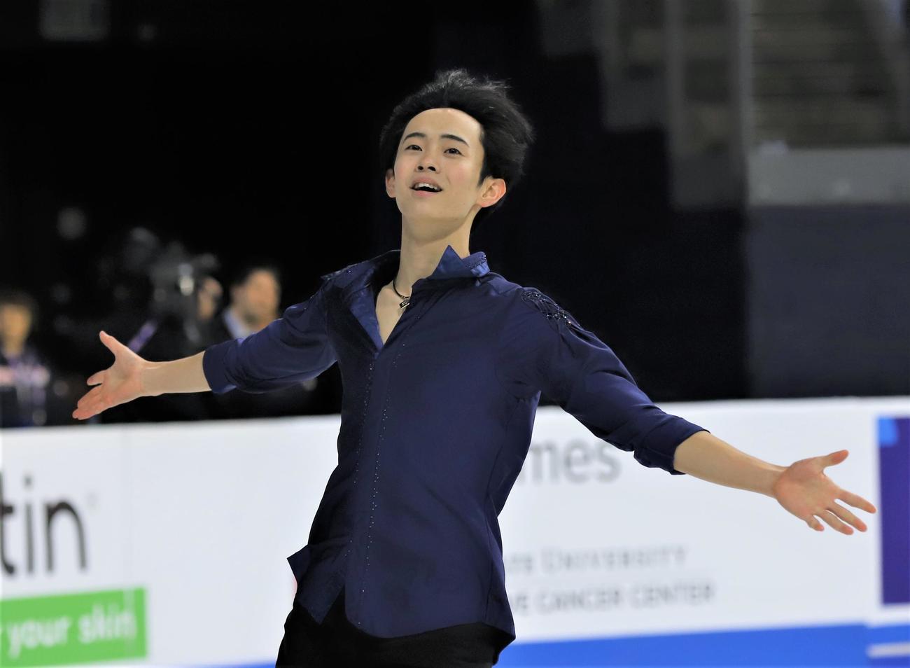 フィギュアスケートGPシリーズ第1戦スケートアメリカ　男子SPで演技を披露する島田（撮影・藤塚大輔）