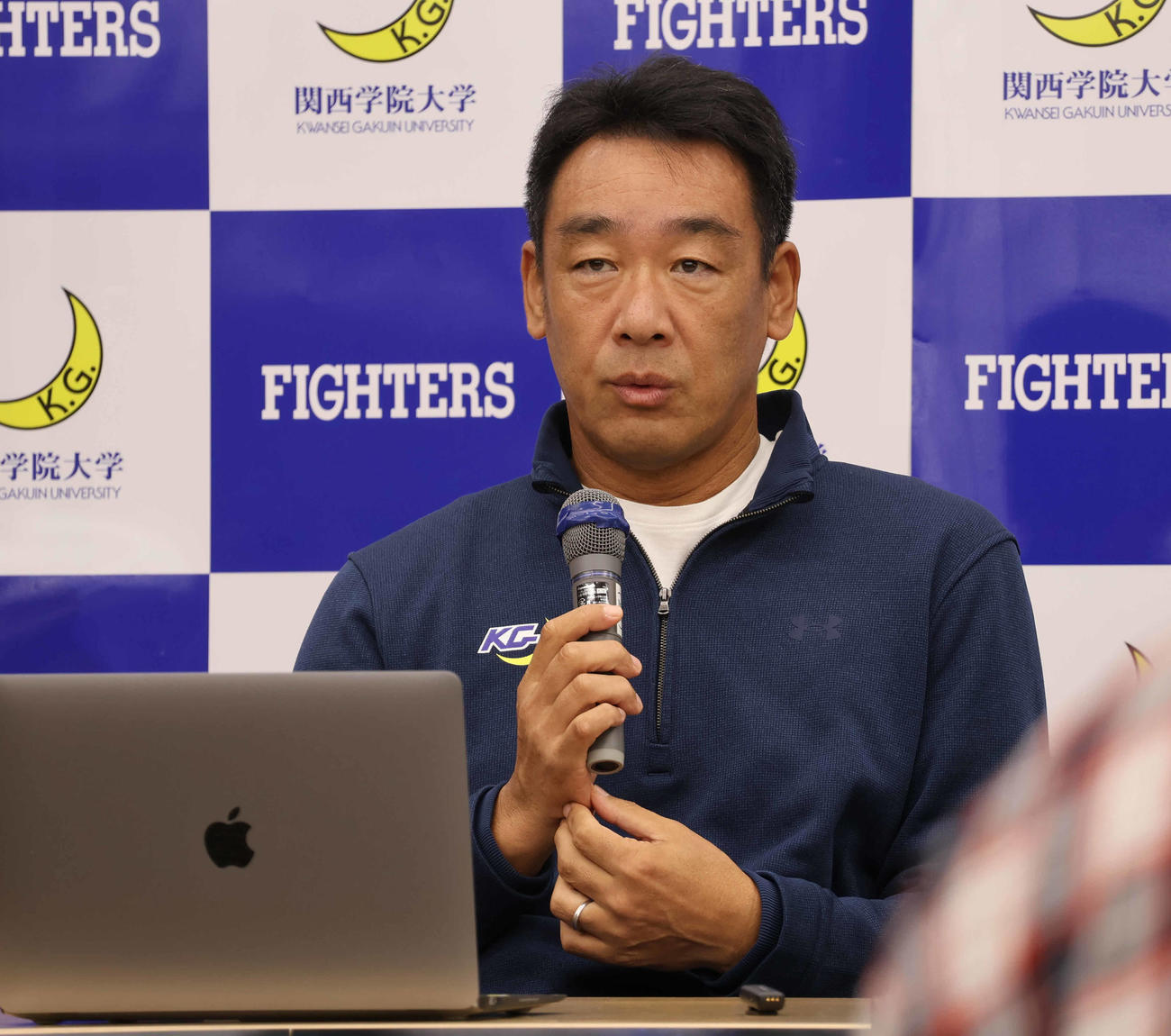 会見に出席した大村和輝監督（撮影・竹本穂乃加）