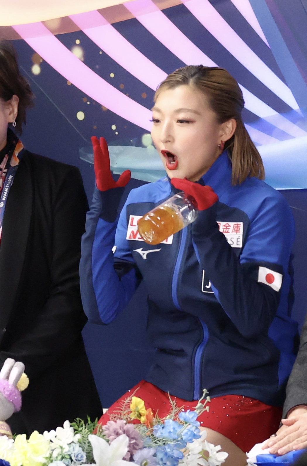 女子SP　演技後、得点がアナウンスされ、驚いた表情を見せる坂本（撮影・河田真司）