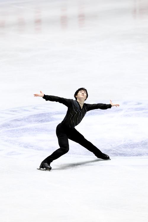 男子SP 演技を披露する鍵山(撮影・河田真司)