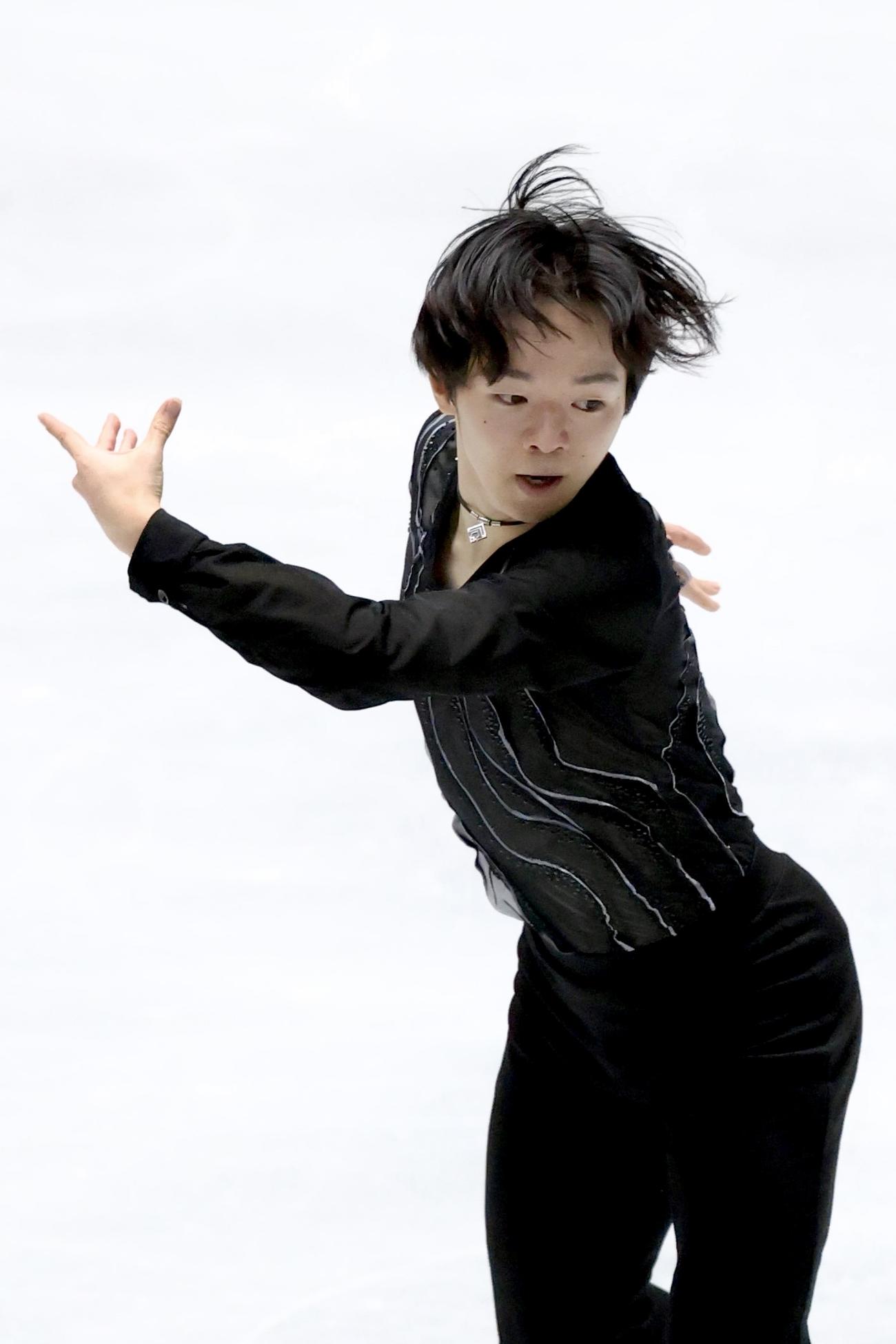 男子SPで演技を披露する鍵山（撮影・河田真司）