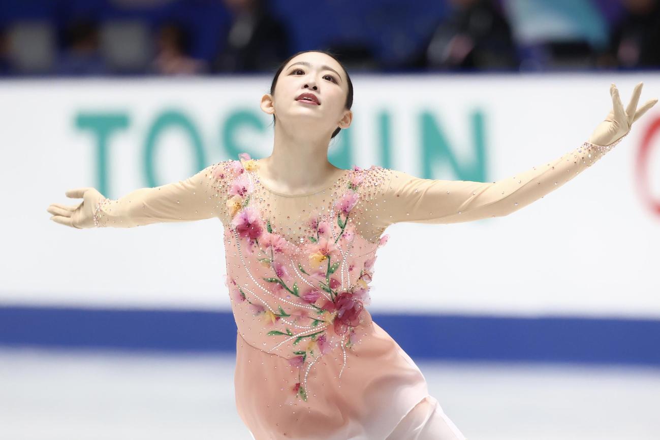 女子フリーで華麗な演技を披露する青木（撮影・河田真司）