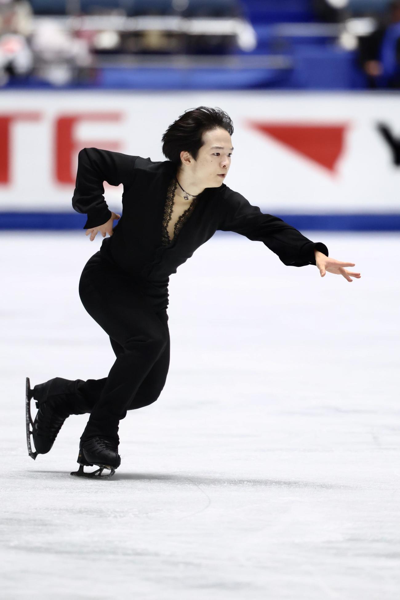 男子フリーで演技を披露する鍵山（撮影・河田真司）